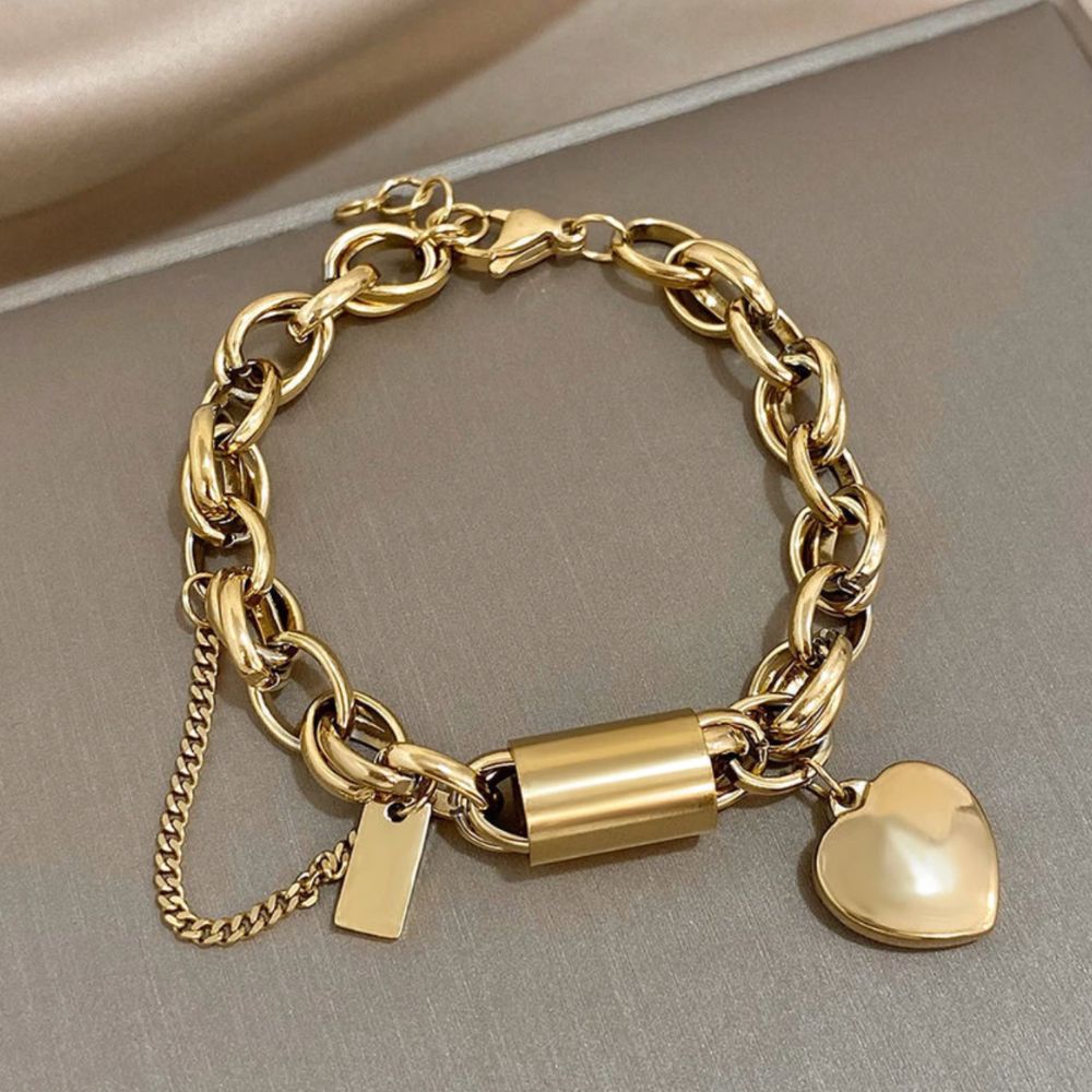 Heart Charm Gold Bracelet