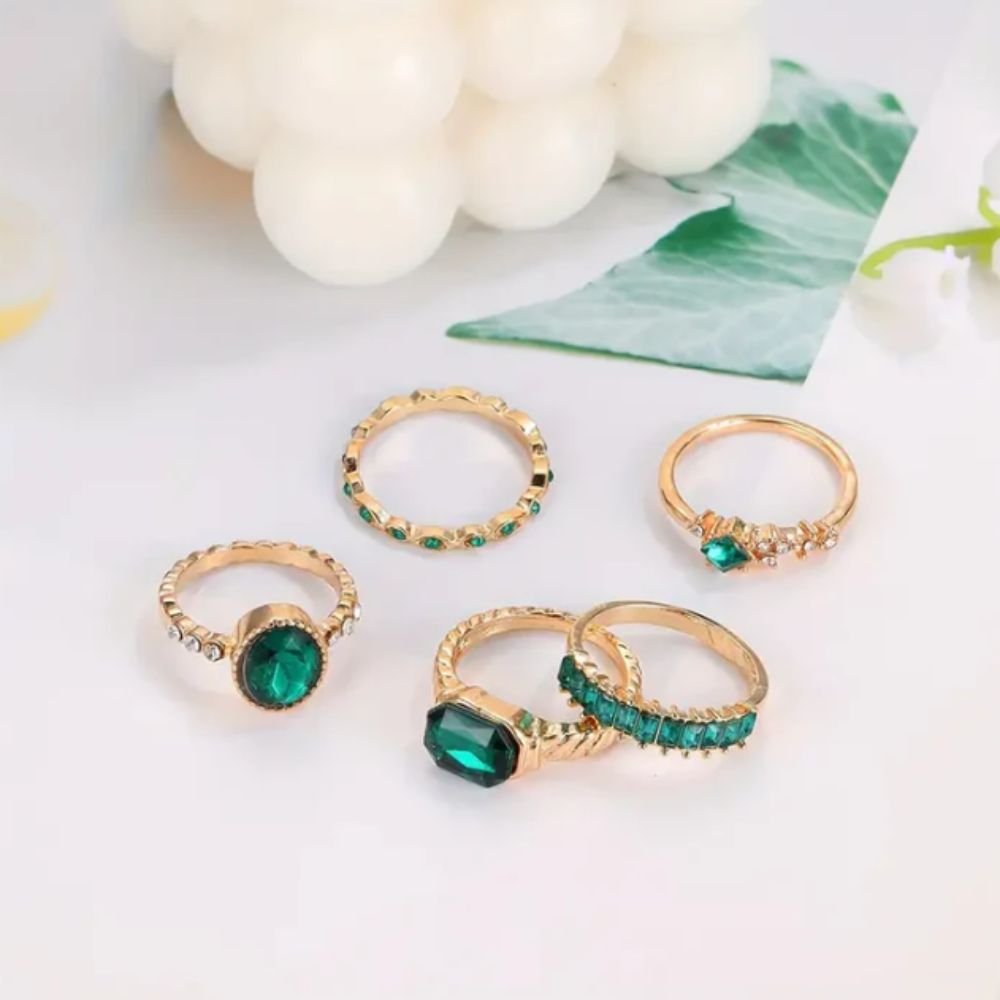 Emerald Vintage Ring Set